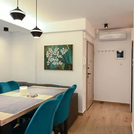 아파트 Hospitality I - Roof Top - With Free Parking